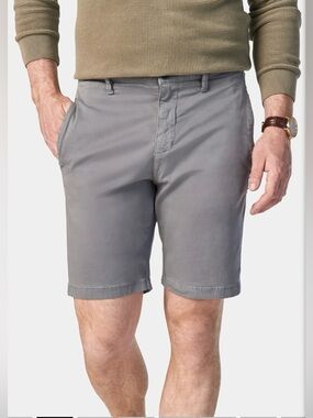34 Heritage Nevada | Straight Chino Bermuda Shorts